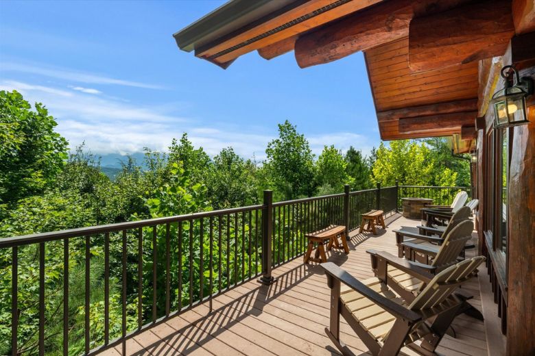 Top 4 Cabins That Feel Like a Luxury Resort Without the Price Tag